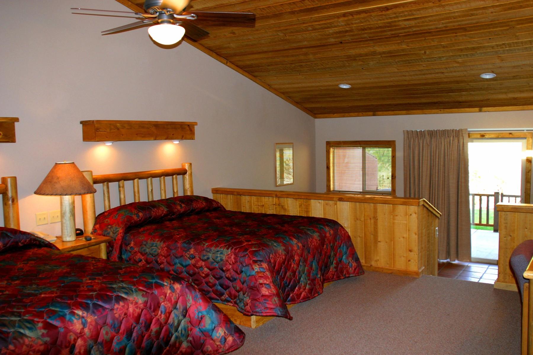 Red Cliffs Lodge Moab Exterior photo