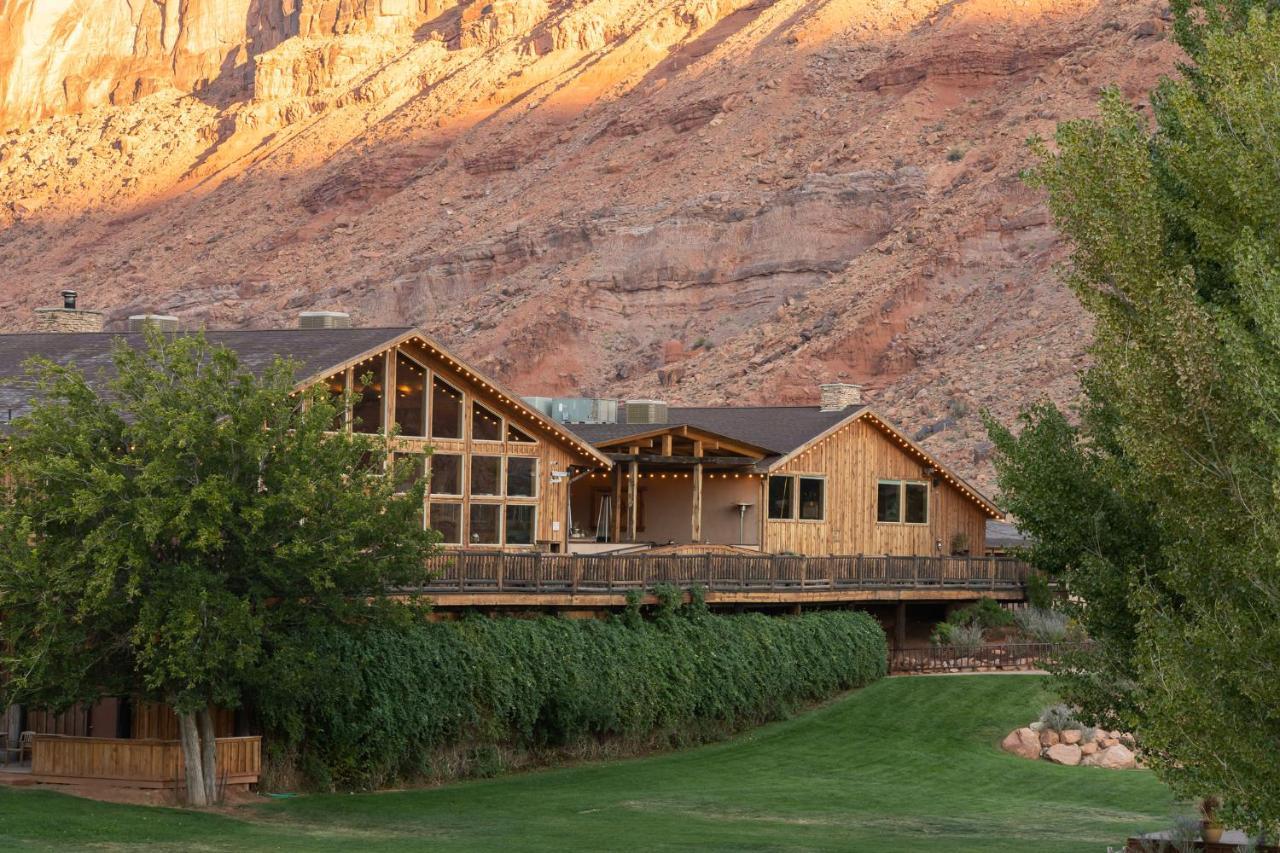 Red Cliffs Lodge Moab Exterior photo