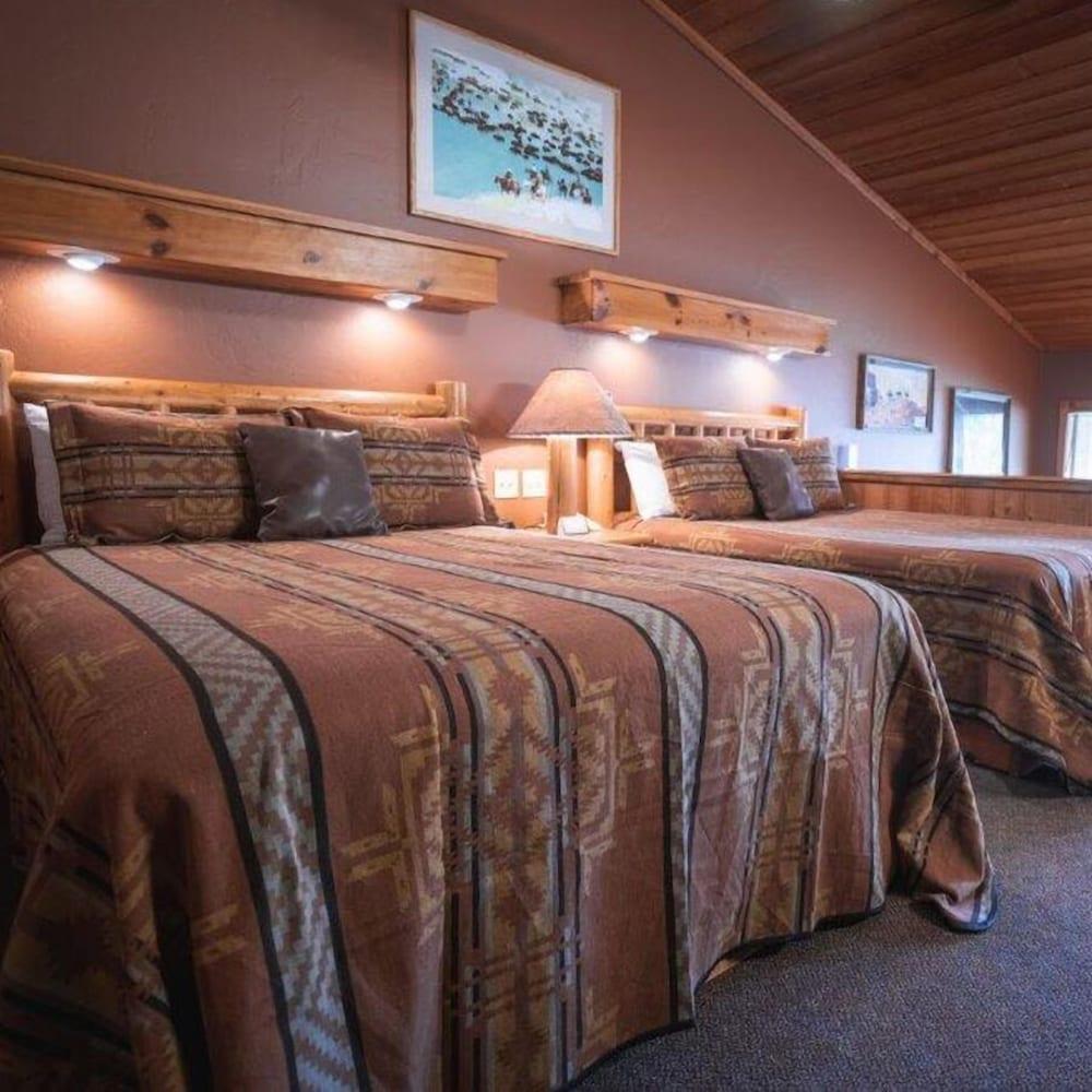 Red Cliffs Lodge Moab Exterior photo