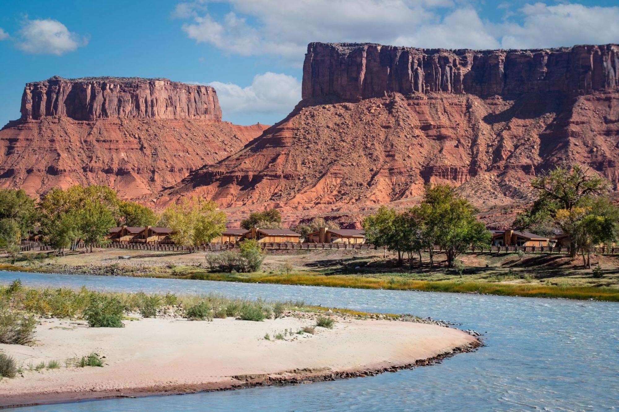 Red Cliffs Lodge Moab Exterior photo