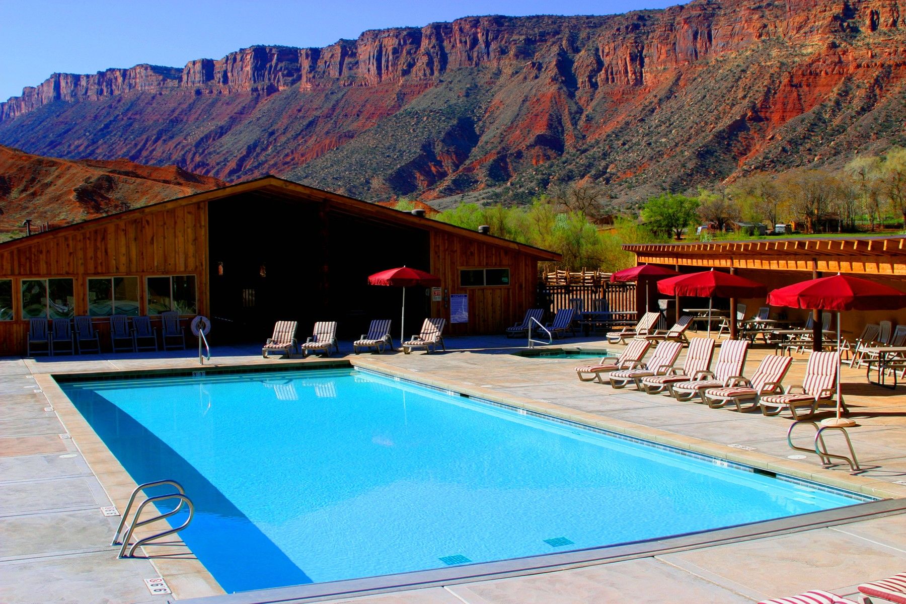 Red Cliffs Lodge Moab Exterior photo